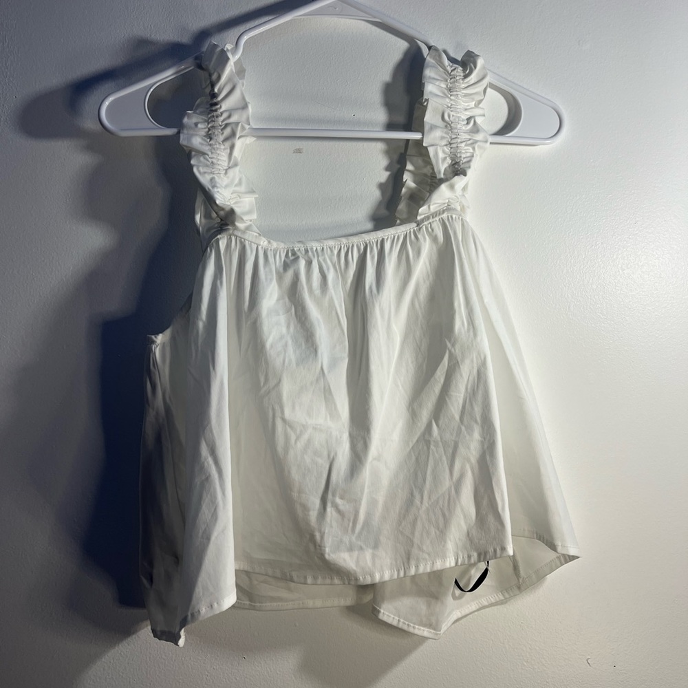 White crop top